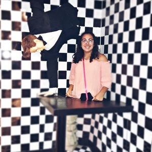 Meet your Posher, Andrea